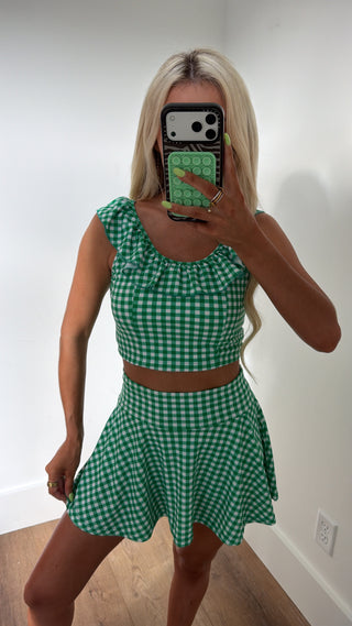 On the Green Gingham Set